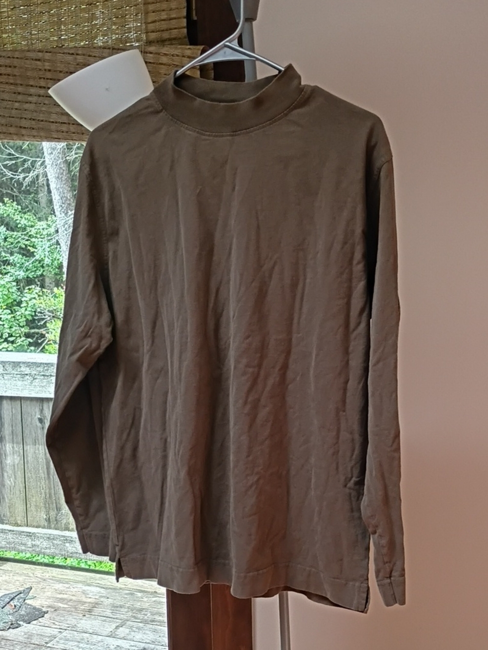 Men's Turtleneck Long-Sleeve Sweater in Brown